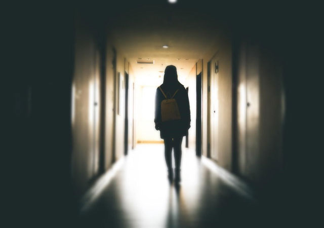 少女被逼賣淫跳樓4.jpg