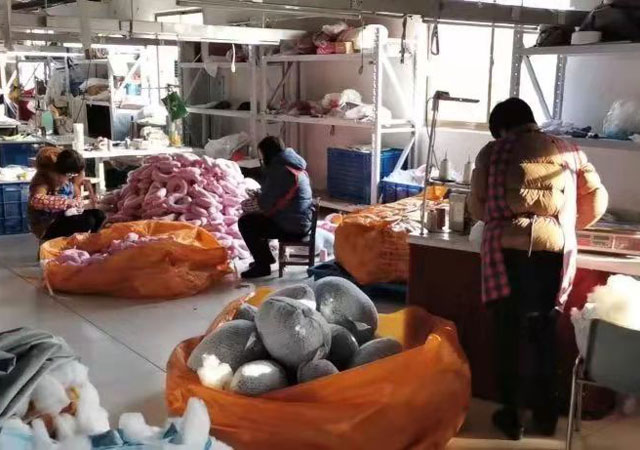 提前復(fù)工老板被拘1.jpg