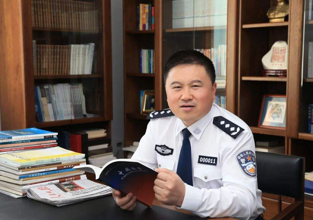 平安經(jīng)涉事副廳長被免職2.jpg