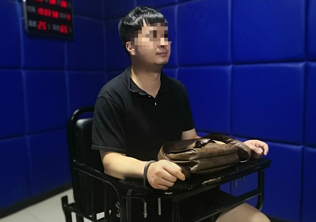 網(wǎng)絡販嬰一個嬰兒開價七八萬1.jpg