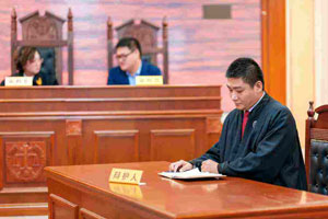 刑事犯罪辯護律師