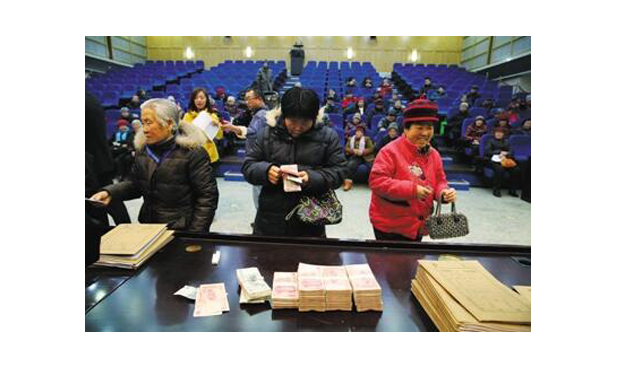 三“專家”在京開(kāi)講座賣(mài)假藥騙23萬(wàn) 害人終害己被判刑
