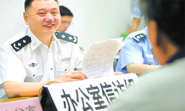 群眾信訪新變化：“進京告狀”少了 “上網(wǎng)投訴”多了