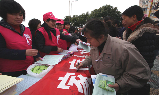 反家暴法貫徹實施順利 多地多部門展開積極探索