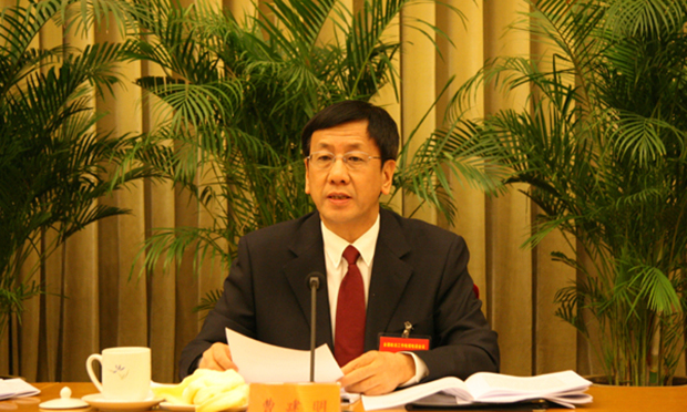 曹建明：全面貫徹落實(shí)黨中央各項(xiàng)決策部署