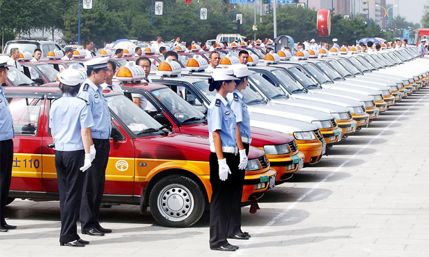 原建設部舊規(guī)廢止新規(guī)補位 出租車管理沒有出現(xiàn)法律真空