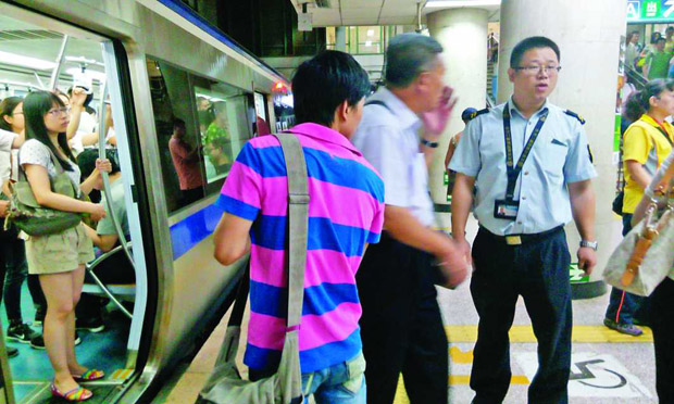 揭秘北京地鐵39起墜軌背后：工作人員常有陰影