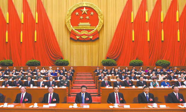 國務(wù)院首次向全國人大常委會作年度環(huán)境報告