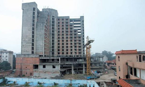 高校教職工集資建職工房成爛尾 三億購(gòu)房款失蹤