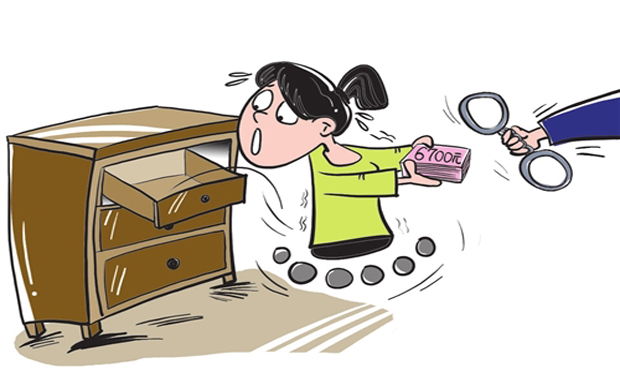 會(huì)計(jì)沉迷網(wǎng)絡(luò)賭博，侵占公司財(cái)務(wù)將負(fù)法律責(zé)任