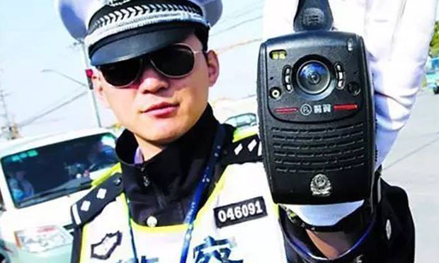 讓警察權(quán)更加公開透明規(guī)范