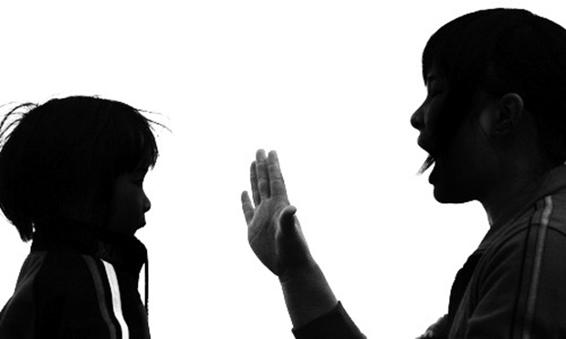 患精神病丈夫在家殺兩親生女兒，精神病人犯罪時(shí)的責(zé)任認(rèn)定