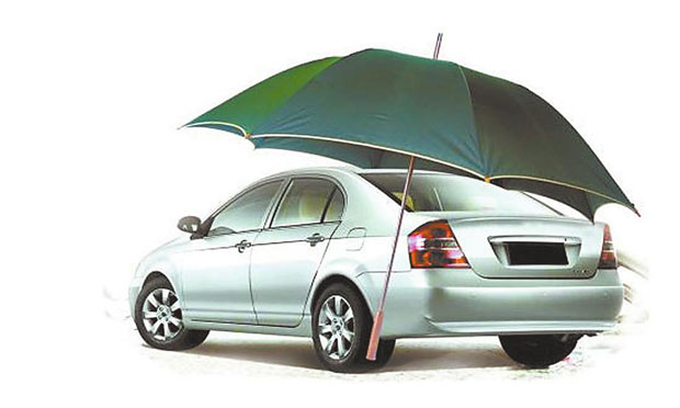 司機(jī)下車被自己車撞傷，屬于第三者責(zé)任險(xiǎn)的責(zé)任范圍嗎
