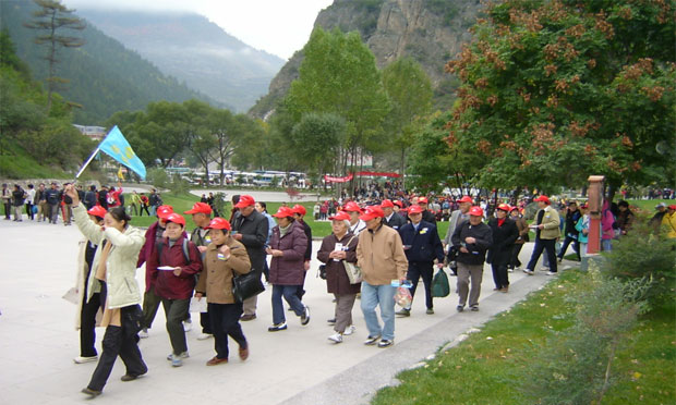 老年旅游團出游執(zhí)行新規(guī) 恐“逼退”不少旅行社