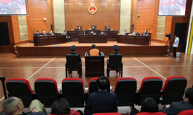 庭審實(shí)質(zhì)化需技術(shù)與規(guī)則并重