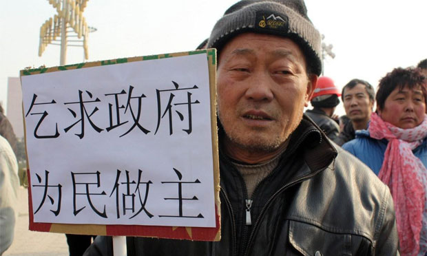 農(nóng)民工討薪難在哪里,？ 企業(yè)拖欠百萬罰款卻不超兩萬