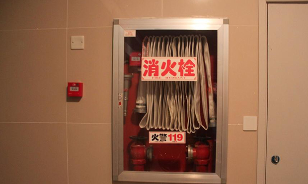 消防栓不出水燒光業(yè)主家，物業(yè)將承擔(dān)哪些責(zé)任