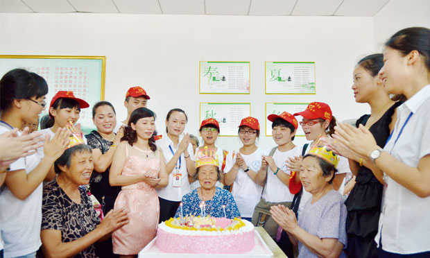 官方加快推進(jìn)養(yǎng)老服務(wù)放管服改革 簡化養(yǎng)老機構(gòu)審批