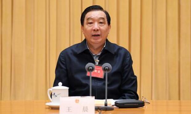 深入學(xué)習(xí)貫徹實施憲法 做好新時代人大工作