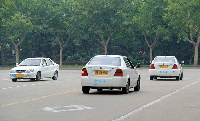 因肇事逃逸被吊銷駕照還可以重新獲得嗎？