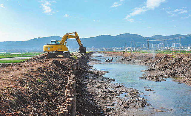 在河道清理過程中強(qiáng)制拆遷是否合法,？